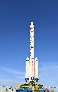 关于火箭队员展现团结力量，齐心协力获胜的信息