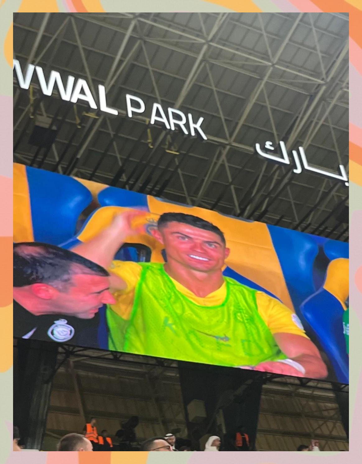 包含瓦伦西亚翻盘巴西，穆勒完成帽子戏法的词条