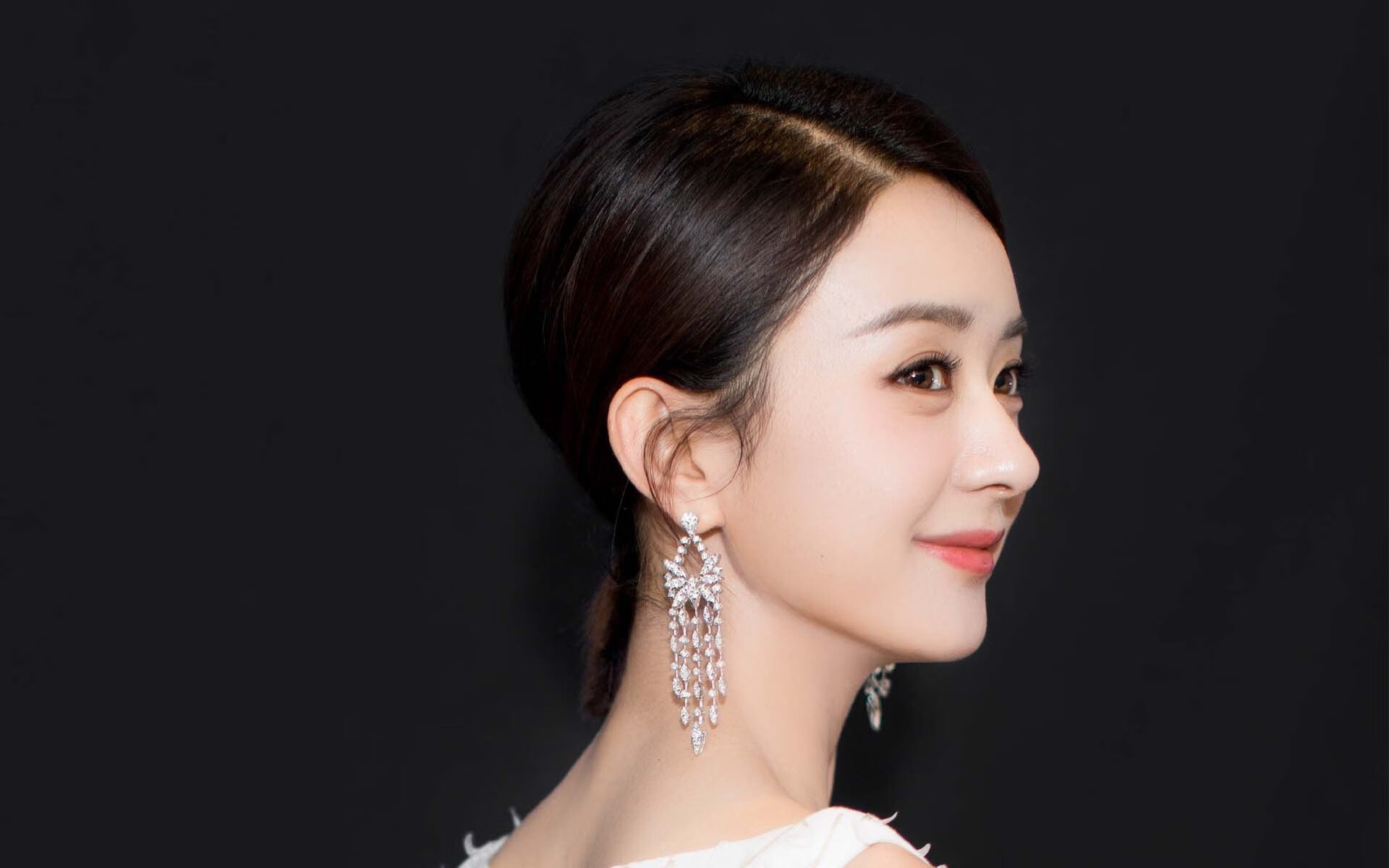 悬崖边的绿茵骑士，布雷默一锤定音，澳大利亚硬仗中淬炼黄金之心